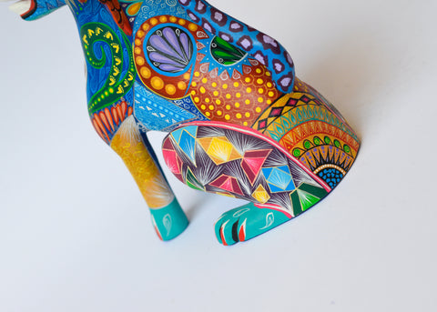 Perro con Alas y Cuernos Alebrijes