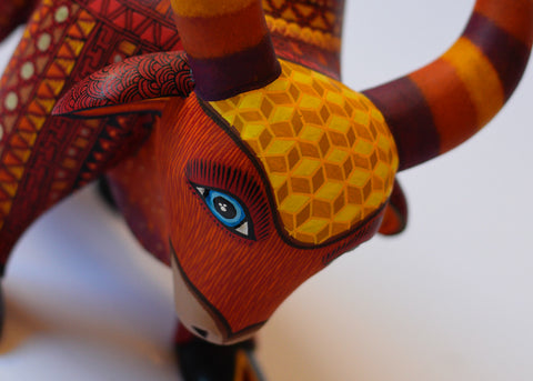 Toro Rojo Alebrije