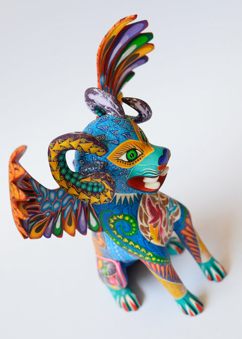 Perro con Alas y Cuernos Alebrijes