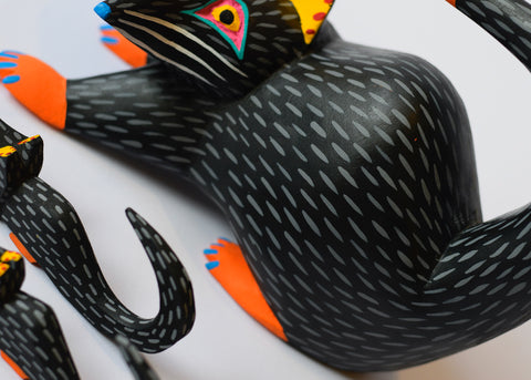 Opossum Negro Alebrije