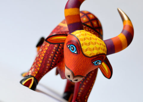 Toro Rojo Alebrije