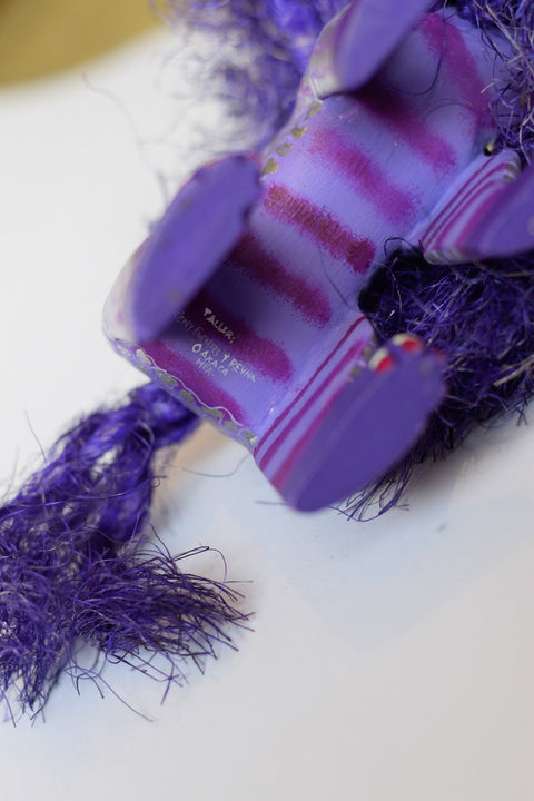 León Violeta Alebrije