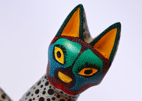 Gato Plateado Alebrije