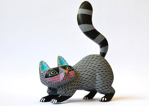 Raccoon Gris y Negro Alebrije