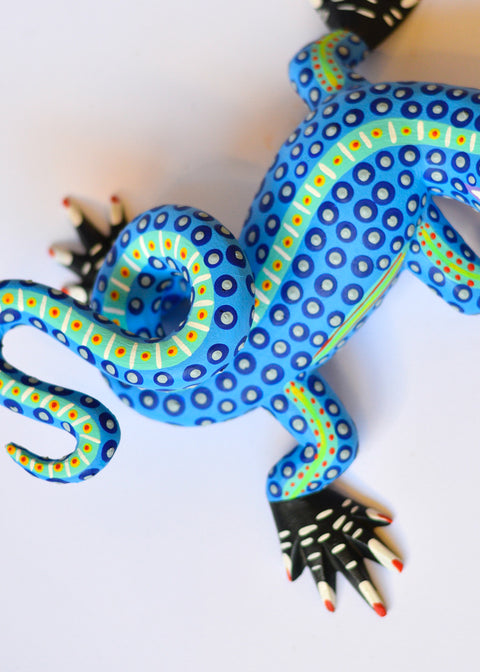 Iguana Celeste Alebrije