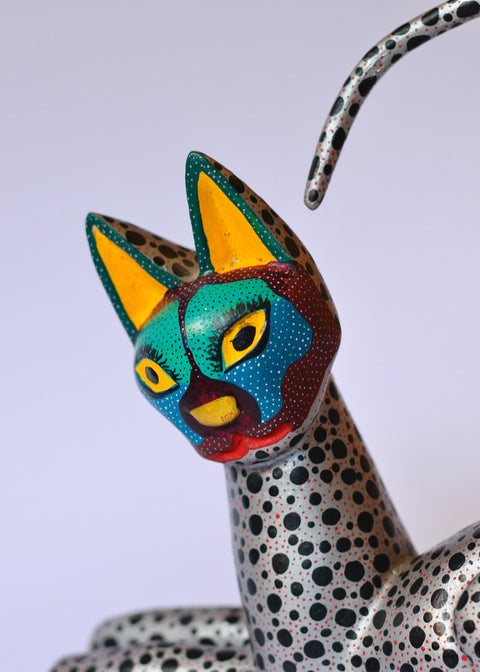 Gato Plateado Alebrije