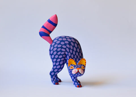 Gato Violeta Lunares Alebrije