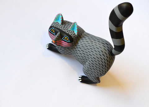 Raccoon Gris y Negro Alebrije