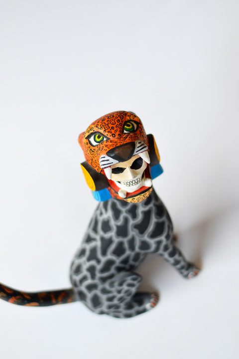 Calaca con Tigre Alebrije