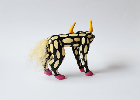 Vaca con Lunares Alebrije