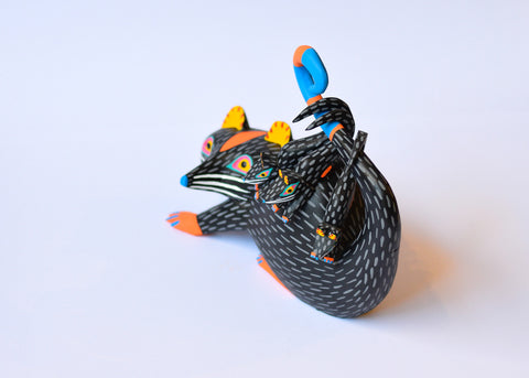 Opossum Negro Alebrije