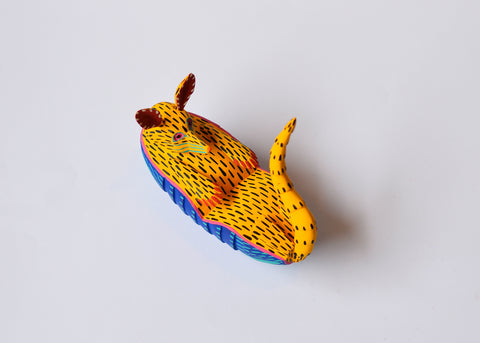Armadillo Amarillo Alebrije