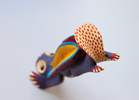 Conejo Orejón de Pie Alebrije