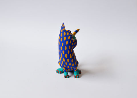 Gato Azul y Amarillo Lunares Alebrije