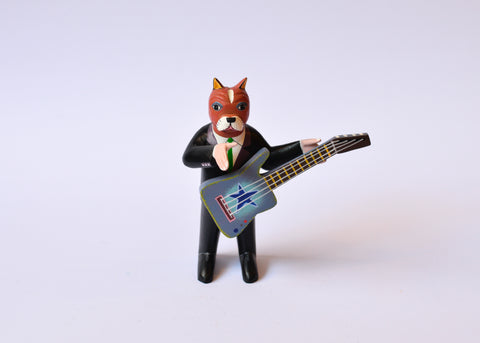 Perro con Guitarra Solo