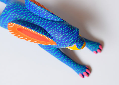 Conejo Orejón Acostado Alebrije
