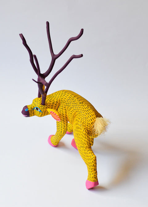 Alce Amarillo Alebrije
