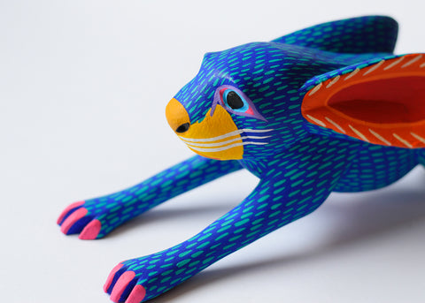 Conejo Orejón Acostado Alebrije