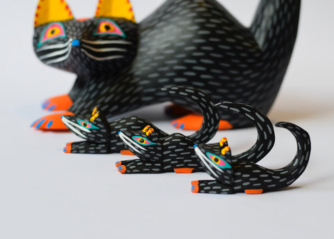 Opossum Negro Alebrije
