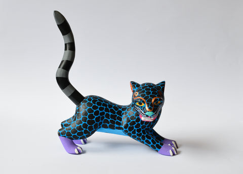 Jaguar Azul y Negro Brillante Alebrije