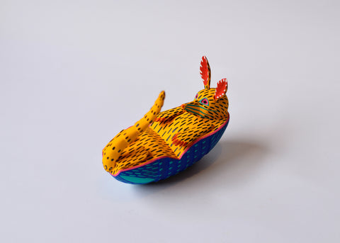 Armadillo Amarillo Alebrije