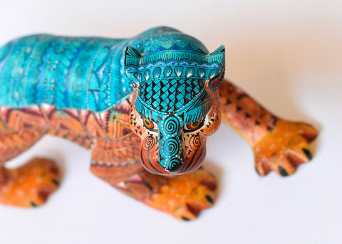 Jaguar Zapoteco Azul y Marrón Alebrije