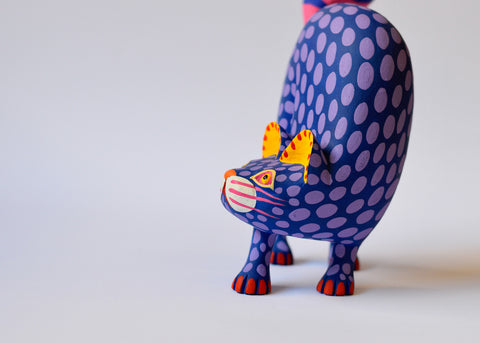 Gato Violeta Lunares Alebrije