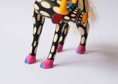 Vaca con Lunares Alebrije