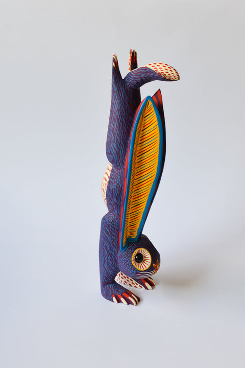 Conejo Orejón de Pie Alebrije