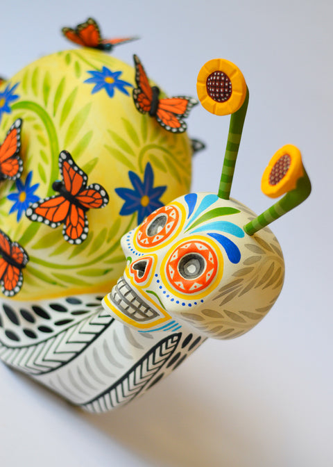 Caracol Skull Mariposa Alebrije