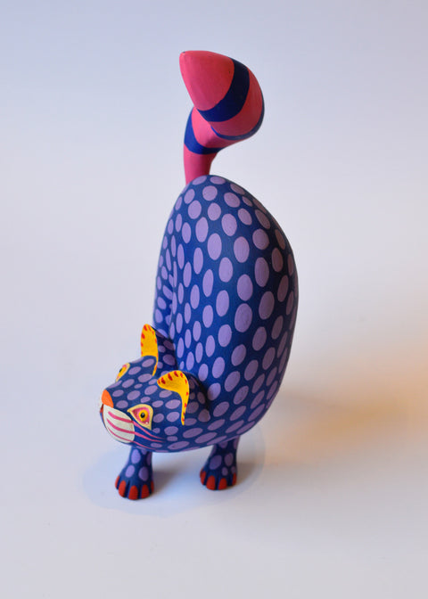 Gato Violeta Lunares Alebrije