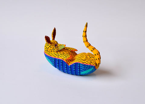 Armadillo Amarillo Alebrije