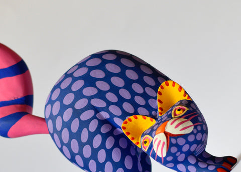 Gato Violeta Lunares Alebrije