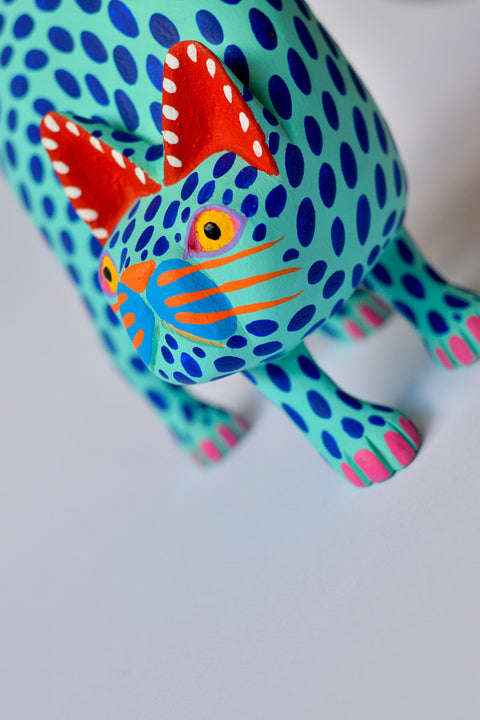 Gato Verde Agua Lunares Alebrije