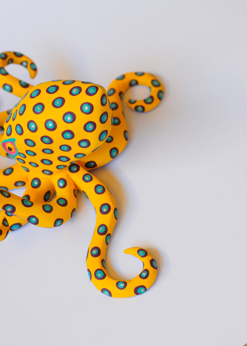 Pulpo Mediano Amarillo Alebrije