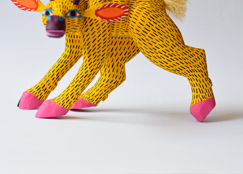 Alce Amarillo Alebrije