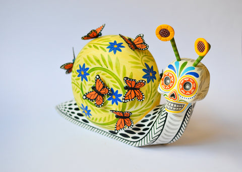 Caracol Skull Mariposa Alebrije