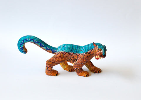Jaguar Zapoteco Azul y Marrón Alebrije