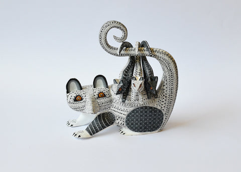 Opossum Amarillo Alebrije
