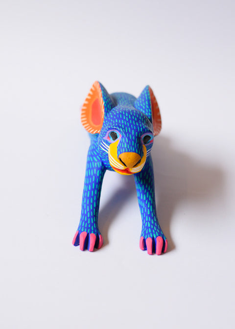 Conejo Orejón Acostado Alebrije