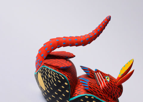 Armadillo Rojo Alebrije