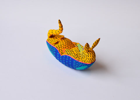 Armadillo Amarillo Alebrije