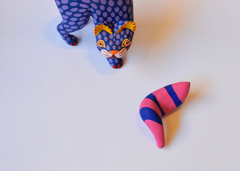 Gato Violeta Lunares Alebrije